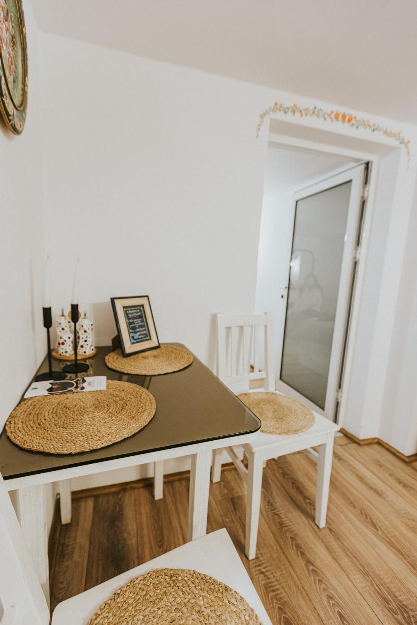 Republicii Rustic In Center * Braşov