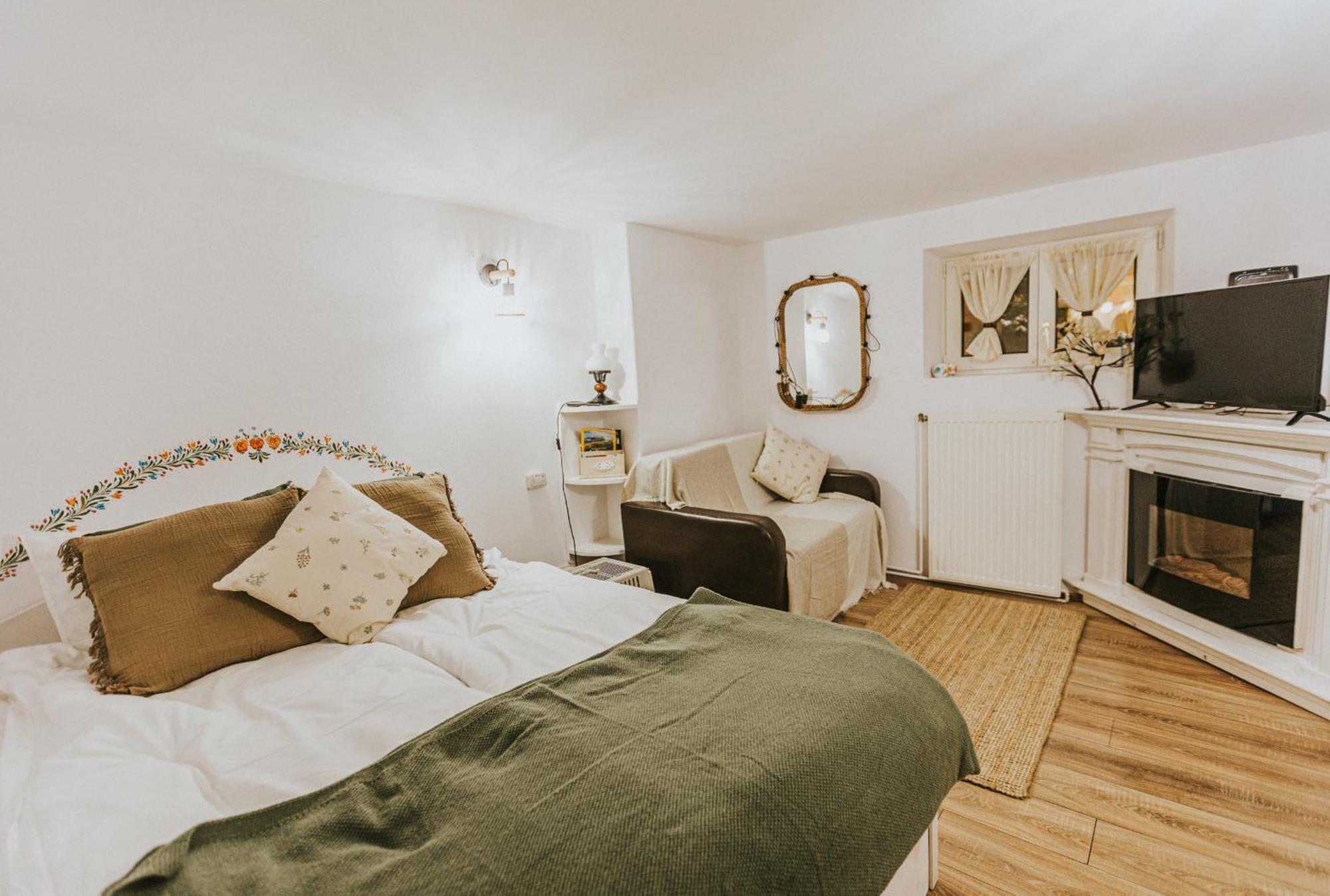 Republicii Rustic In Center Appartement