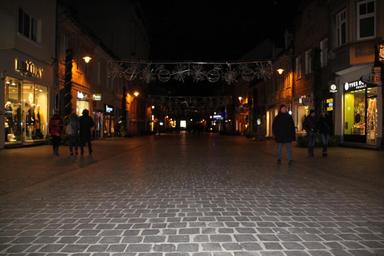 Republicii Rustic In Center Appartamento *