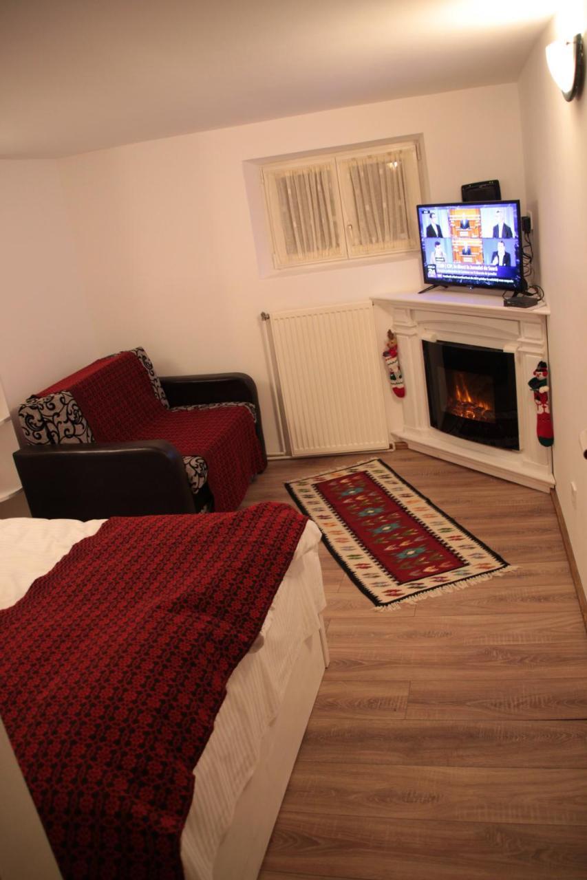 Republicii Rustic In Center Appartement Braşov